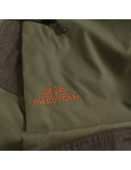 Pantalon de chasse pour enfant vert | SWEDTEAM LYNX JUNIOR | zoom sur le logo de SWEDTEAM